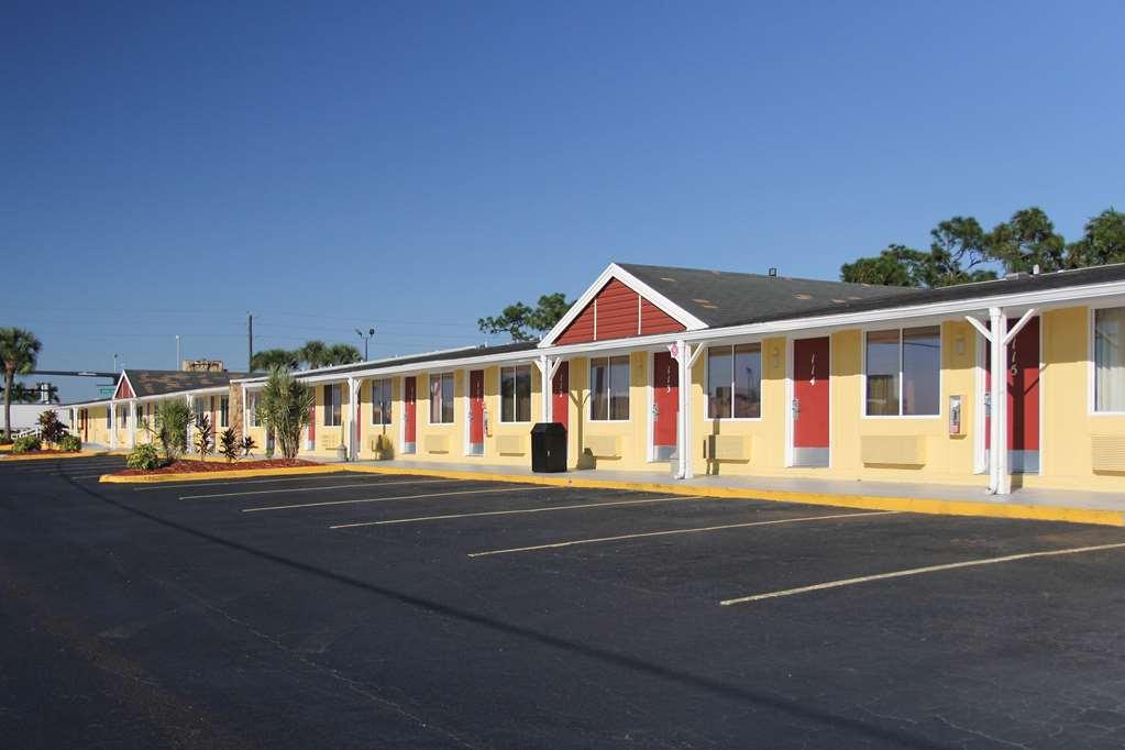 Knights Inn Punta Gorda Exteriör bild