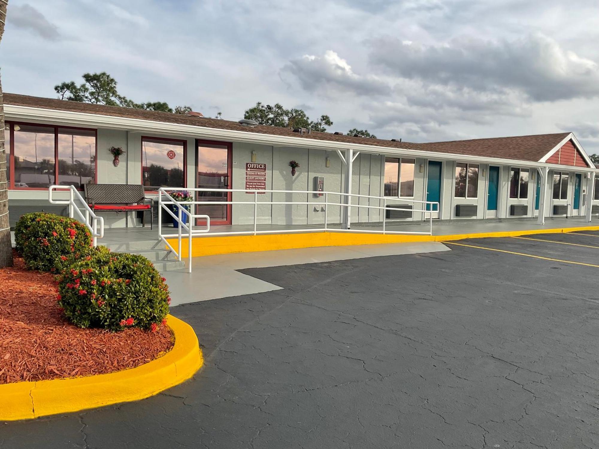 Knights Inn Punta Gorda Exteriör bild