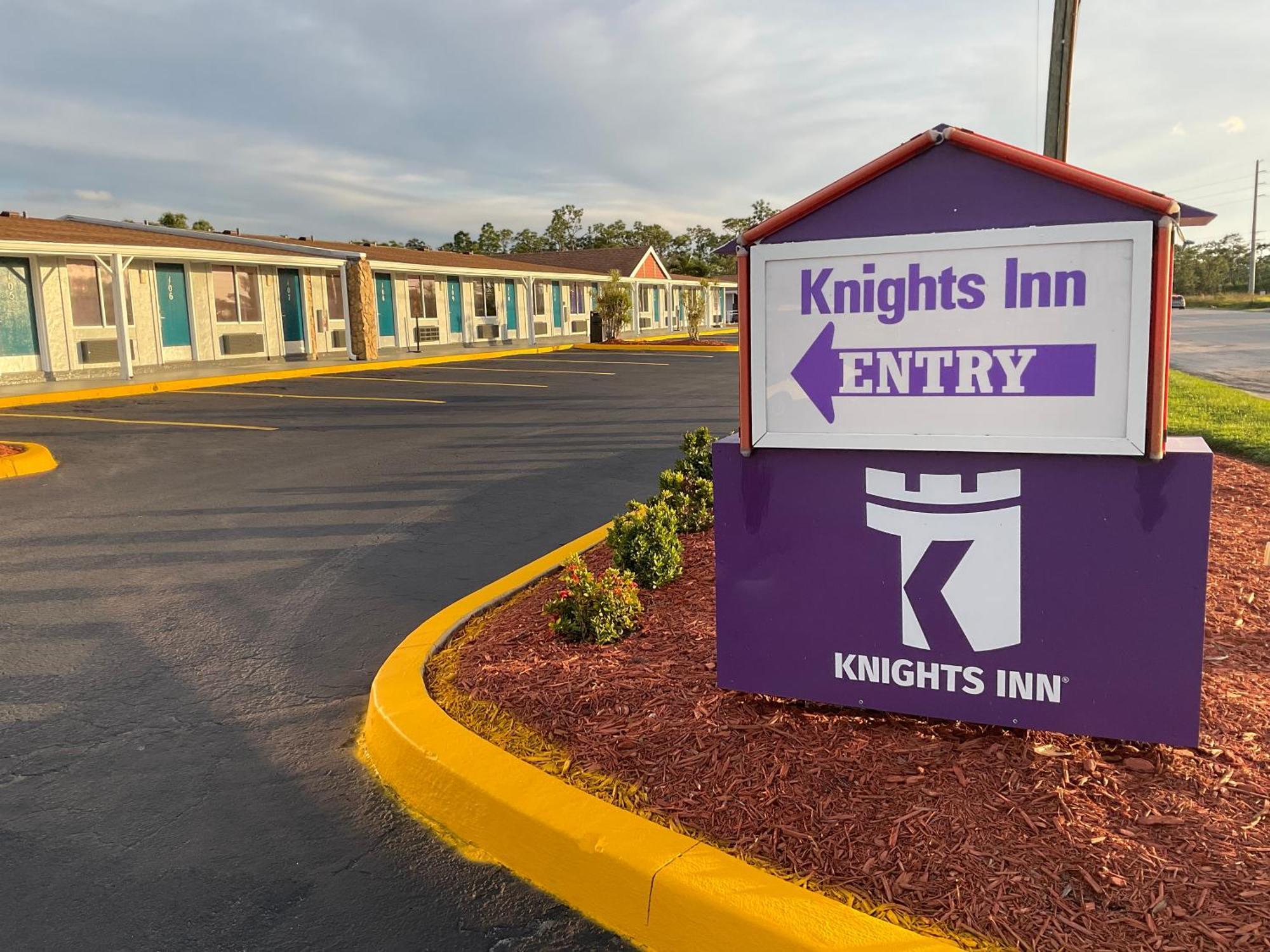 Knights Inn Punta Gorda Exteriör bild